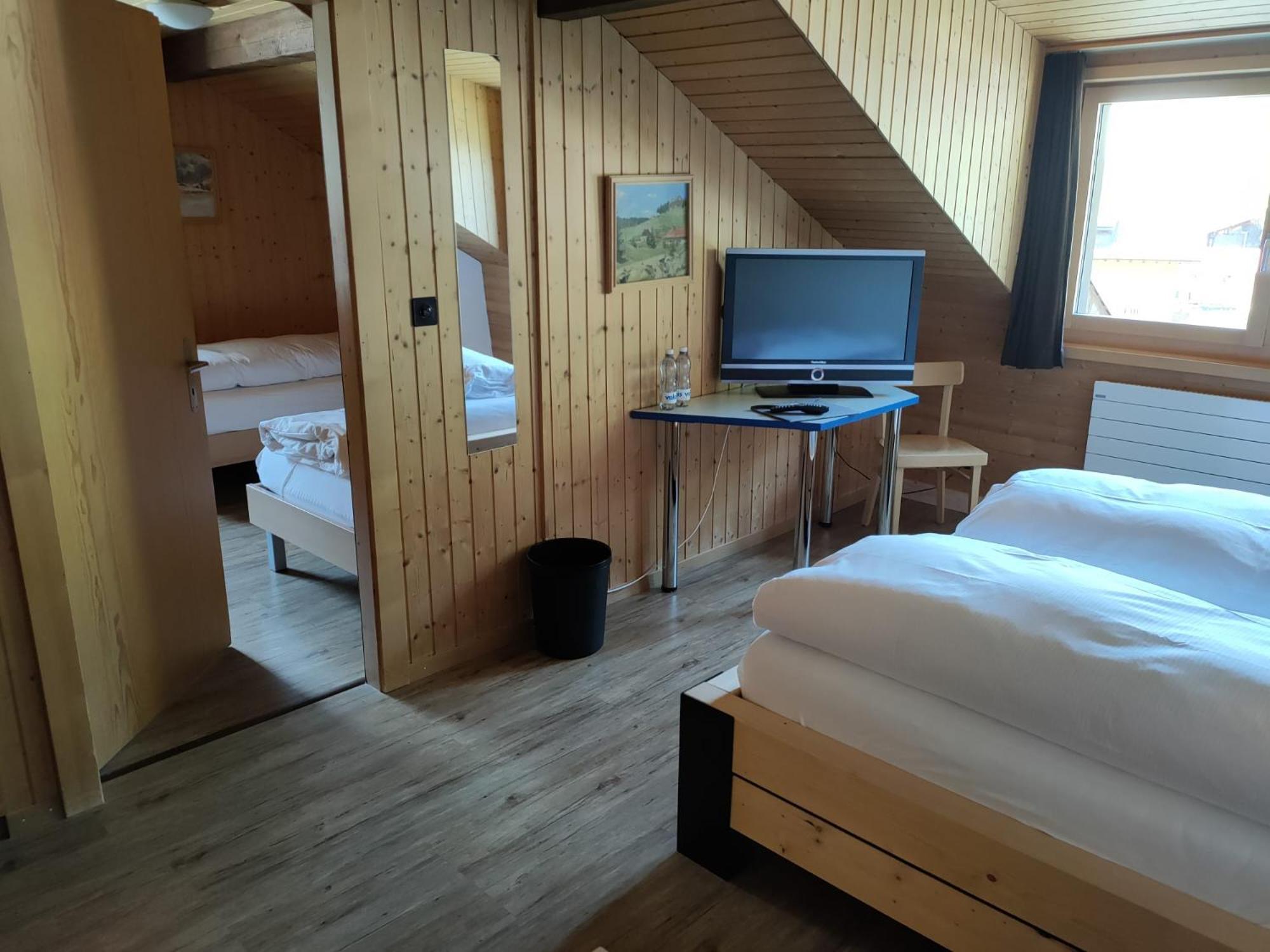 Hotel Furka Oberwald Exterior foto