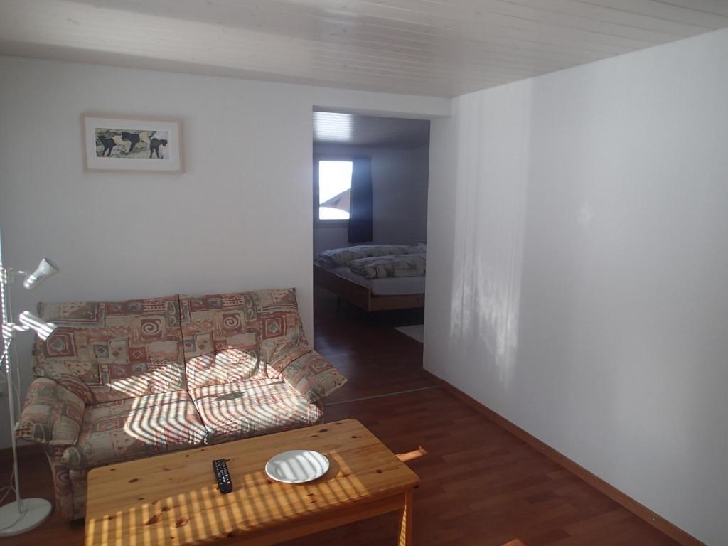 Hotel Furka Oberwald Habitación foto